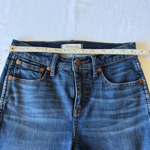 Madewell 9” high rise skinny size 26 jeans - Picture 2 of 12